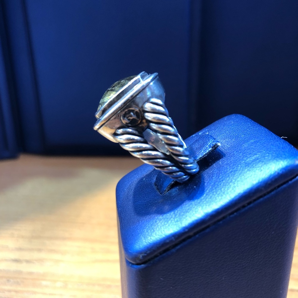David Yurman Ring - Picture 5 of 6